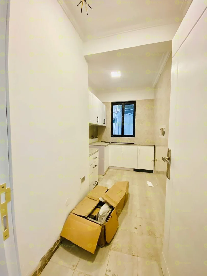 102 ካሬ የሚሸጥ አፓርታማ በሰሚት 72