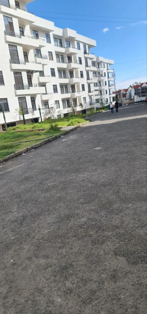 116 ካሬ የሚሸጥ አፓርታማ በአያት ኖህ ሪልስቴት