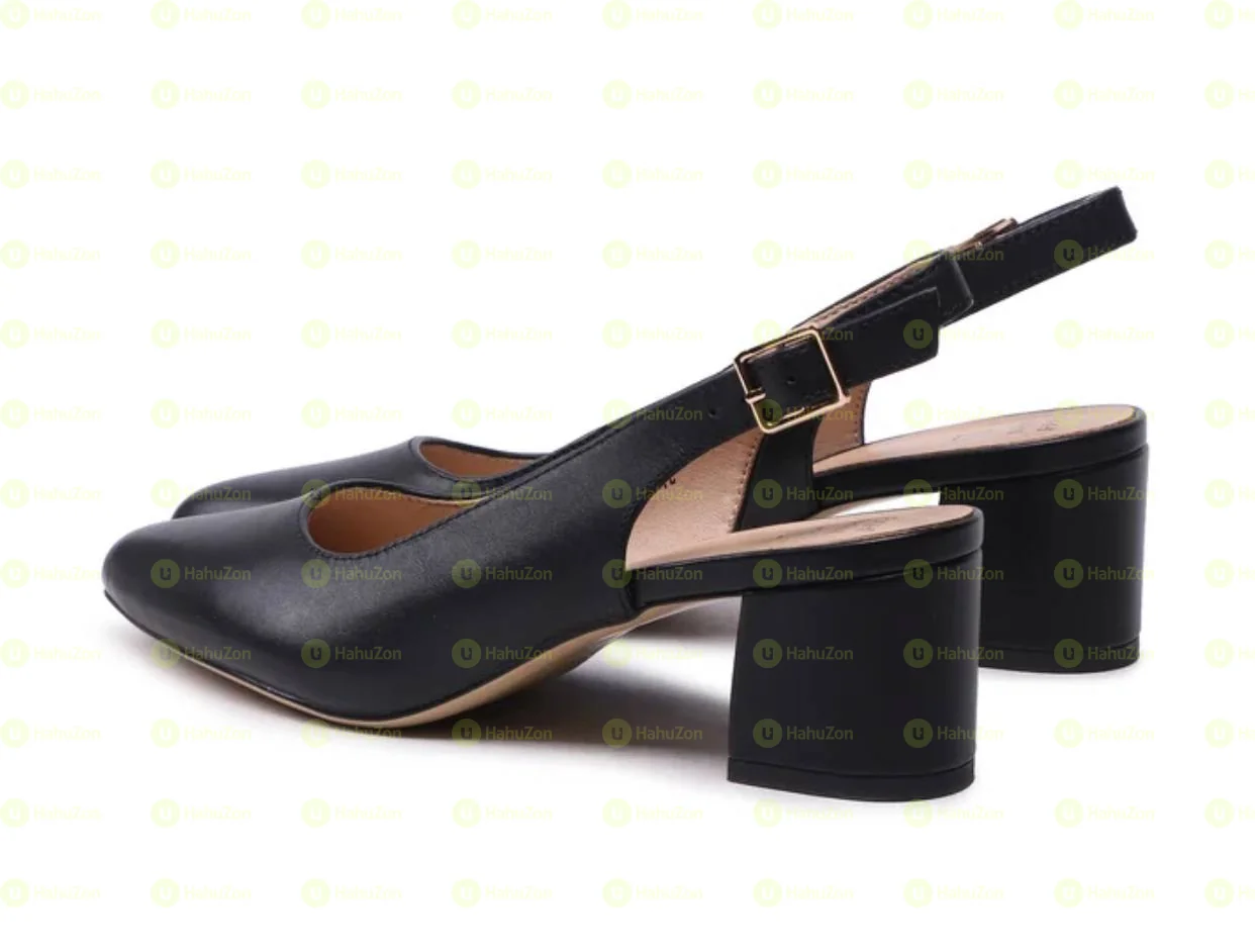 Beautiful Sarah Karen Block Point Heel