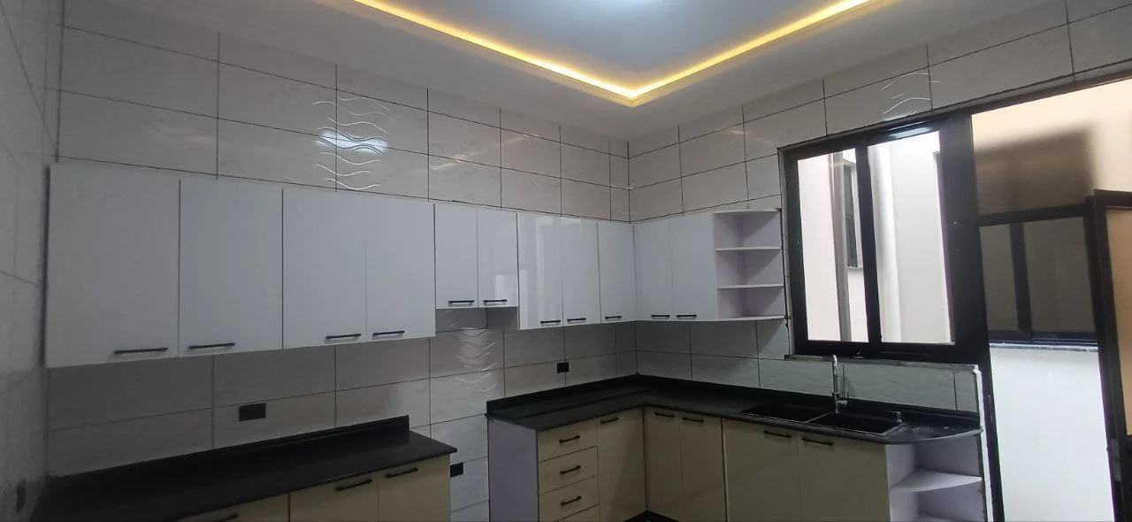 250 ካሬ የሚሸጥ ቪላ ቤት በአያት