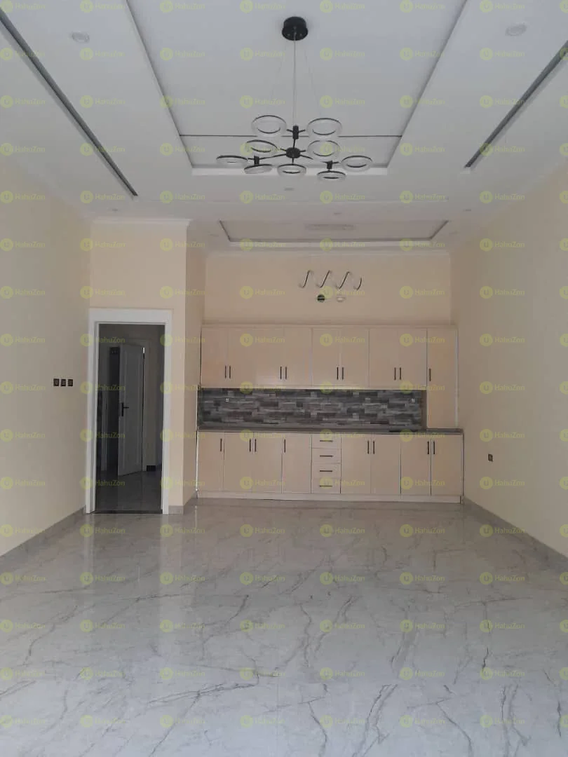 170 ካሬ የሚሸጥ አፓርታማ በአያት ዞን1