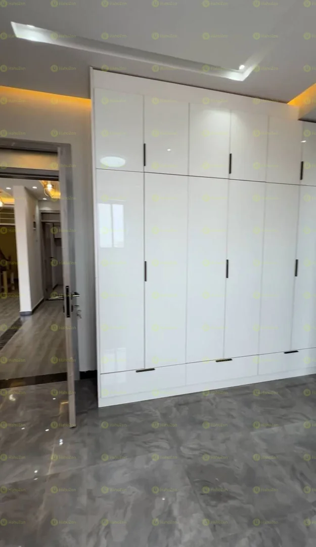 140 ካሬ የሚሸጥ አፓርታማ በሃይሌ ጋርመንት