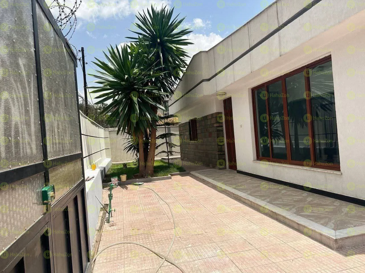 360 ካሬ የሚሸጥ ቤት በ22