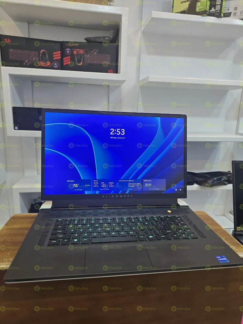 Alienware X17 R2 Core i7-12700H Gaming Laptop