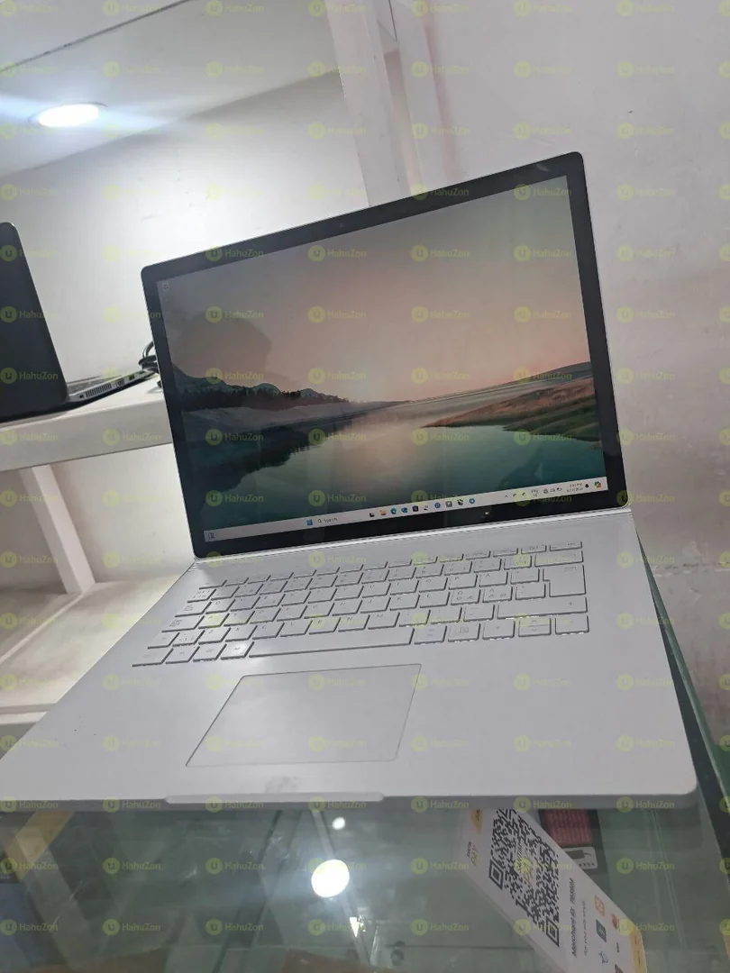 Microsoft Surface Book 2 Core i7 - 8th Generation Laptop