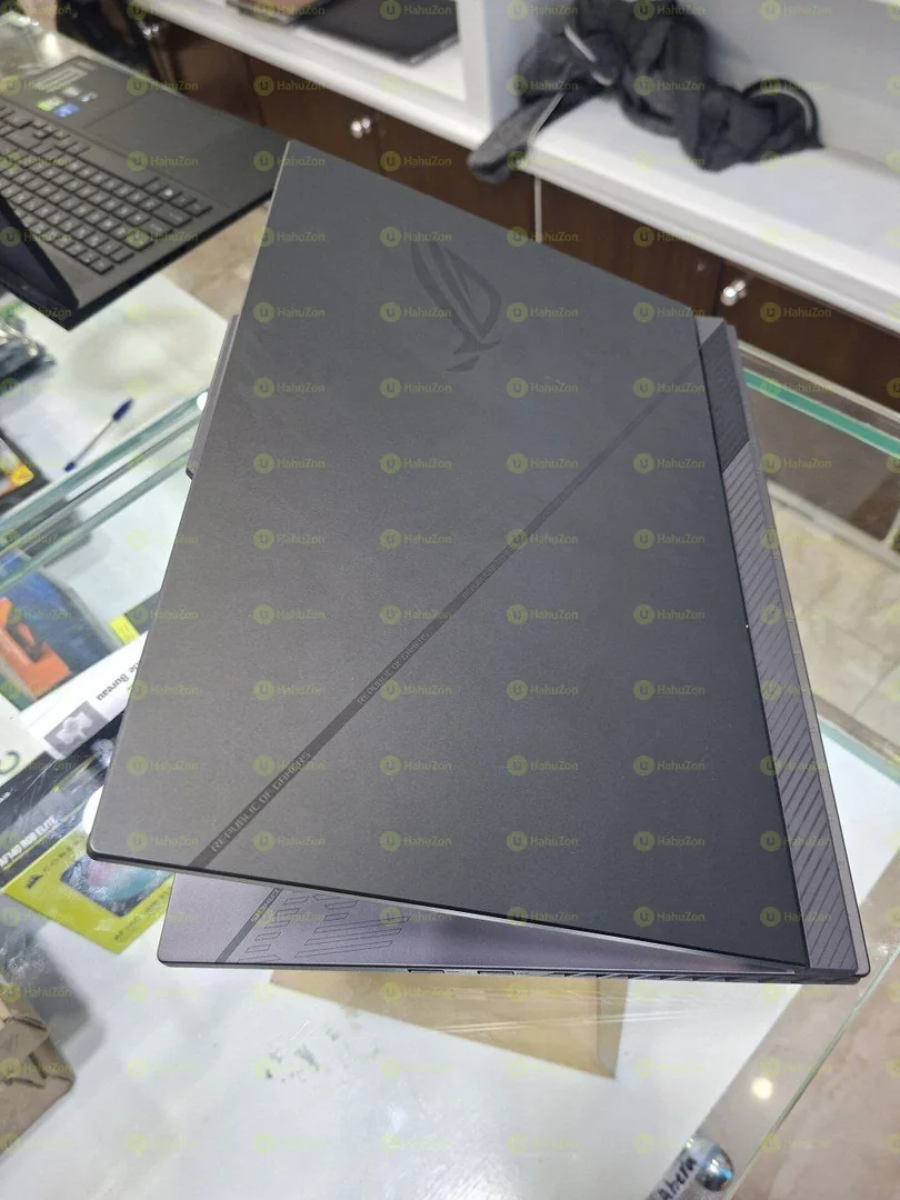 Asus Rog Core i9-14900HX High Ending Gaming Laptop
