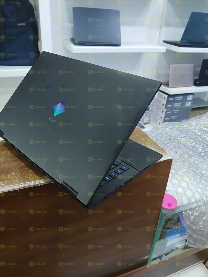 Hp Omen 17 Core i9-13th Generation Gaming Laptop