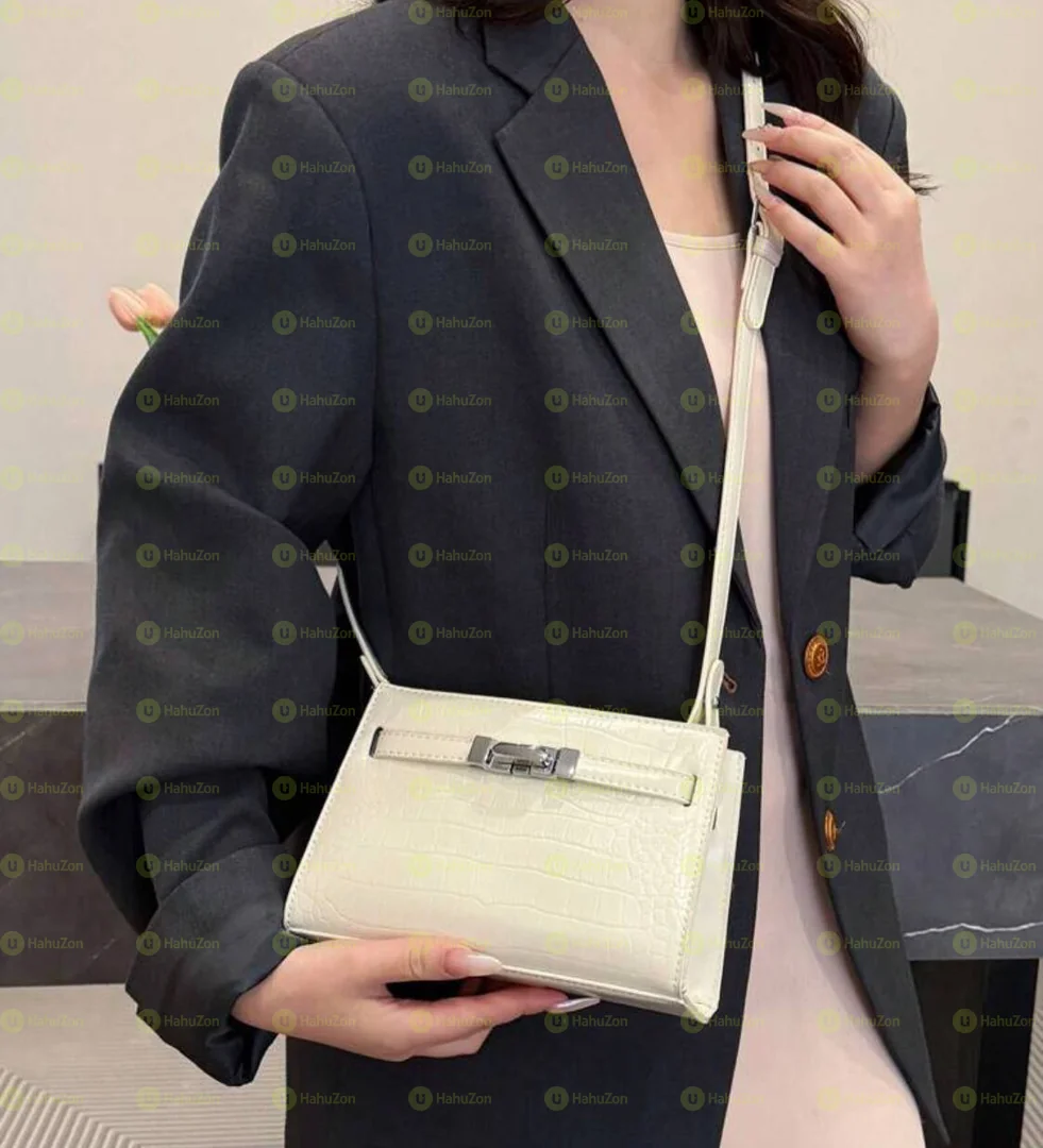 New Model Ledies Bag