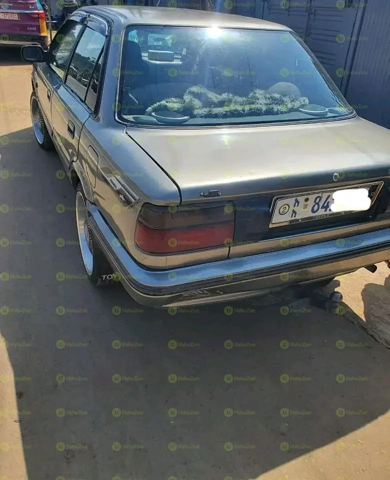 1992 Model-Toyota Weyane Dx