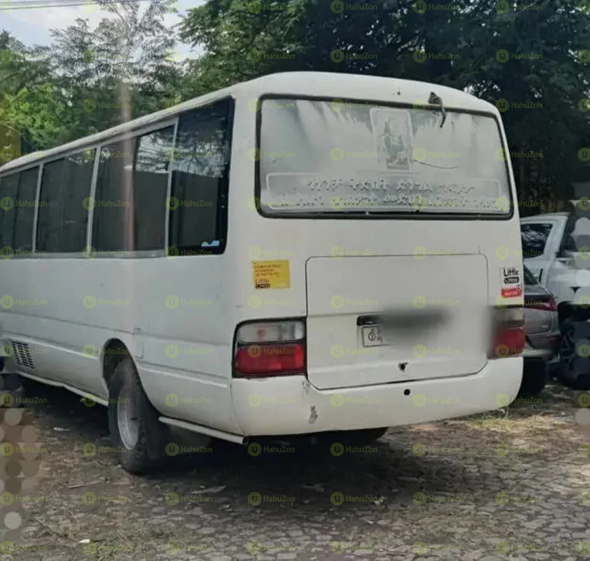 2003 Model-Toyota Coaster