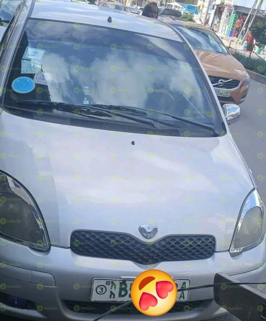 2002 Model-Toyota Vitz