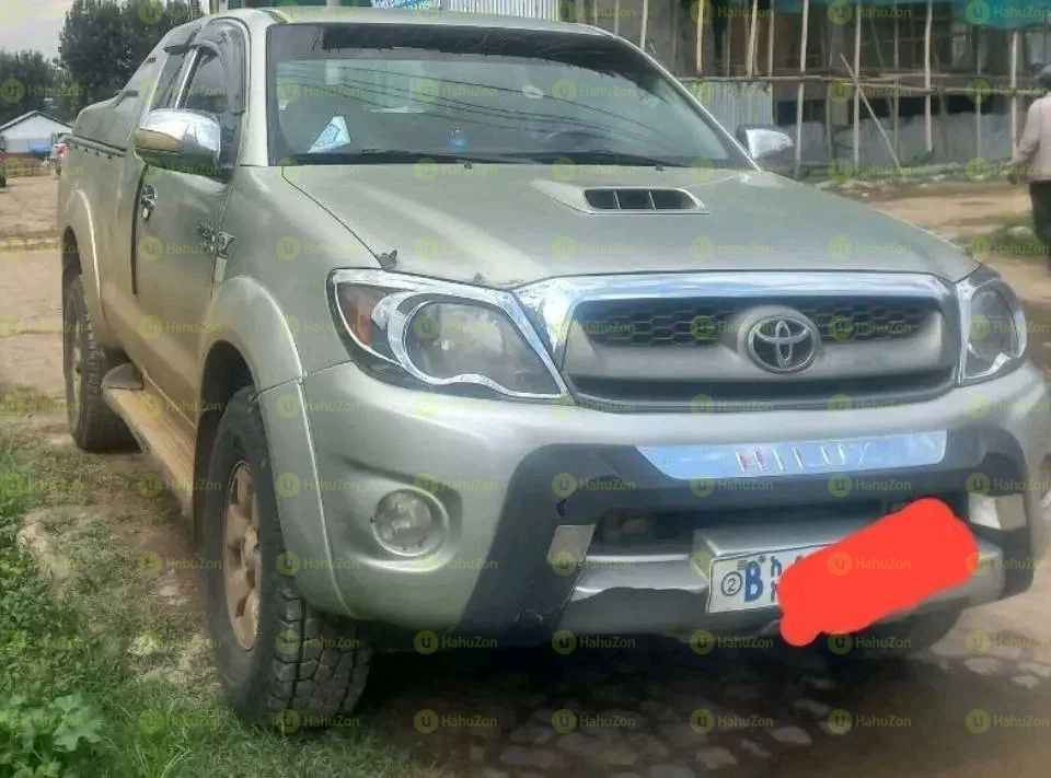 2008 Model-Toyota Pick Up