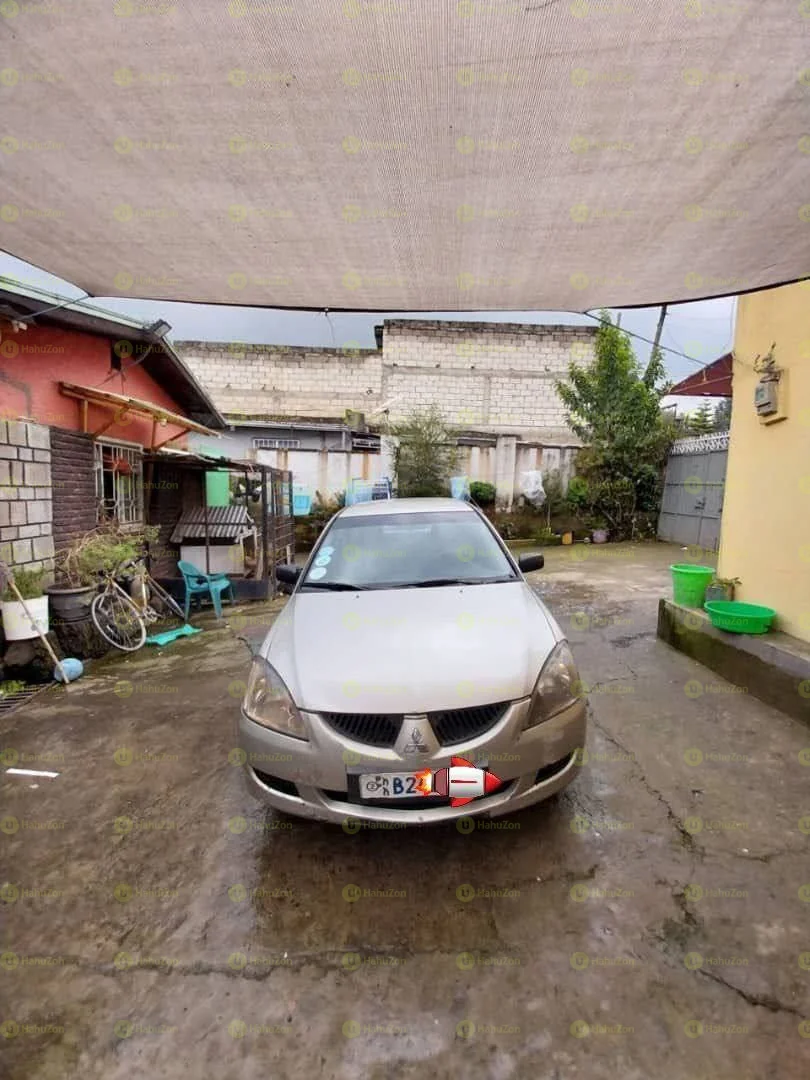 2005 Model-Mitsubishi Lancer