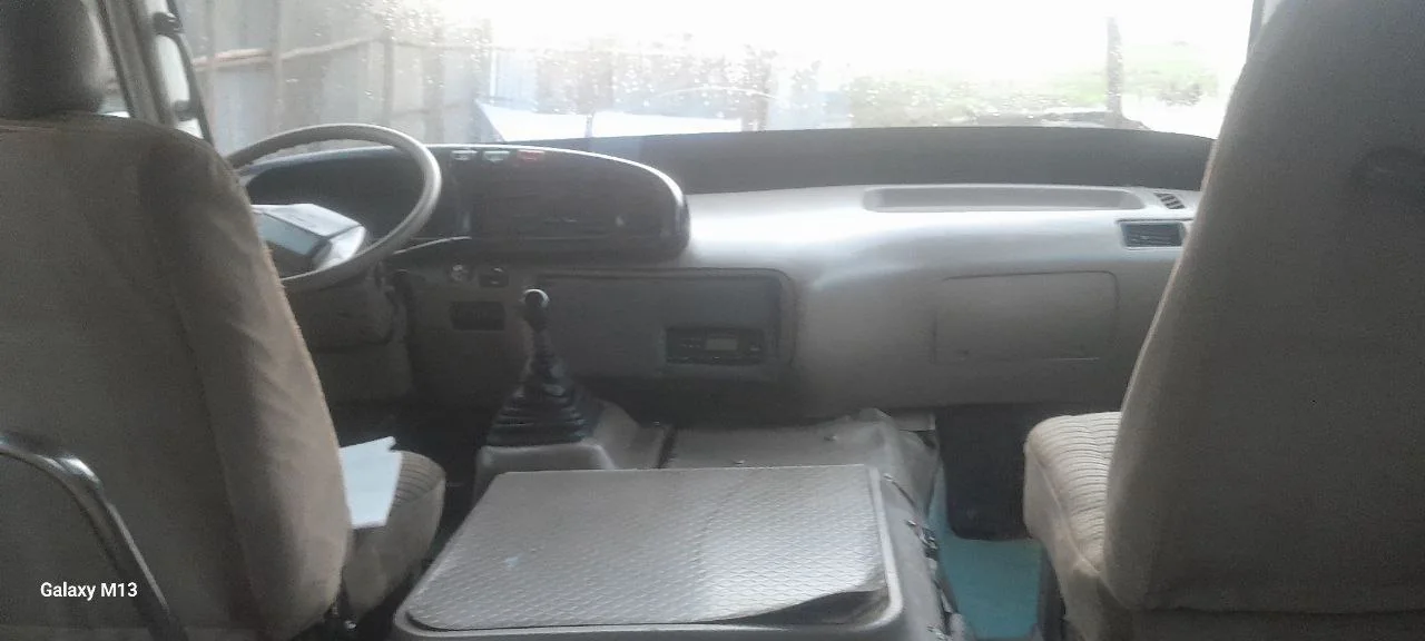 2001 Model-Toyota Coaster