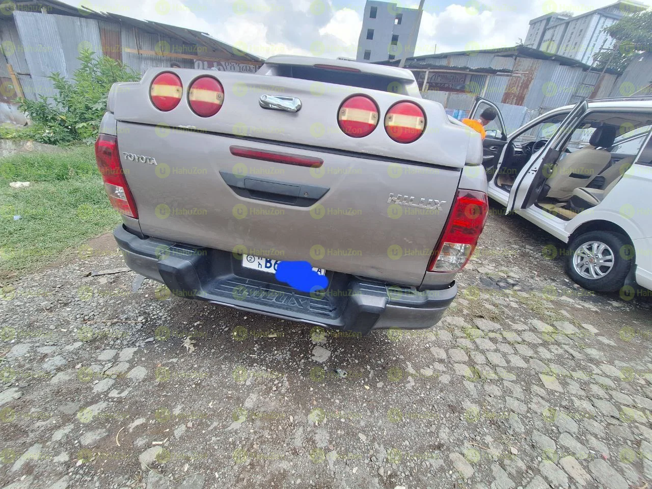 2020 Model-Toyota Hilux Revo X-cub