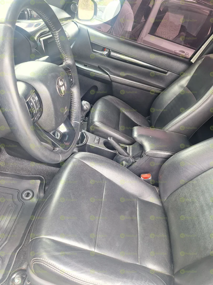 2020 Model-Toyota Hilux Revo X-cub