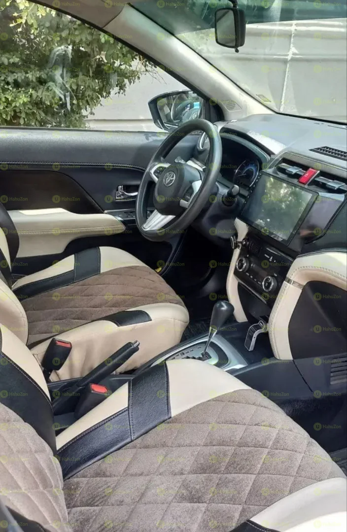 20-18 Model-Toyota Rush