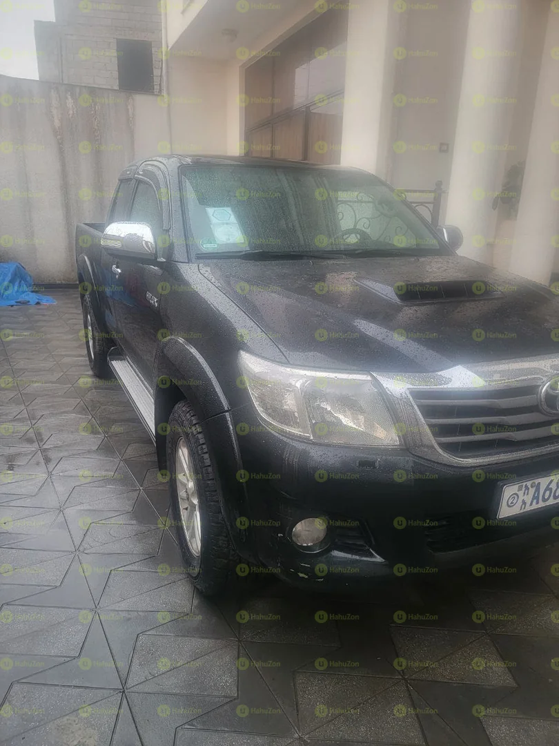 2012 Model-Toyota Hilux Kin-Cap