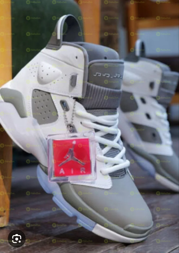 Jordan 6  Men's Shoes