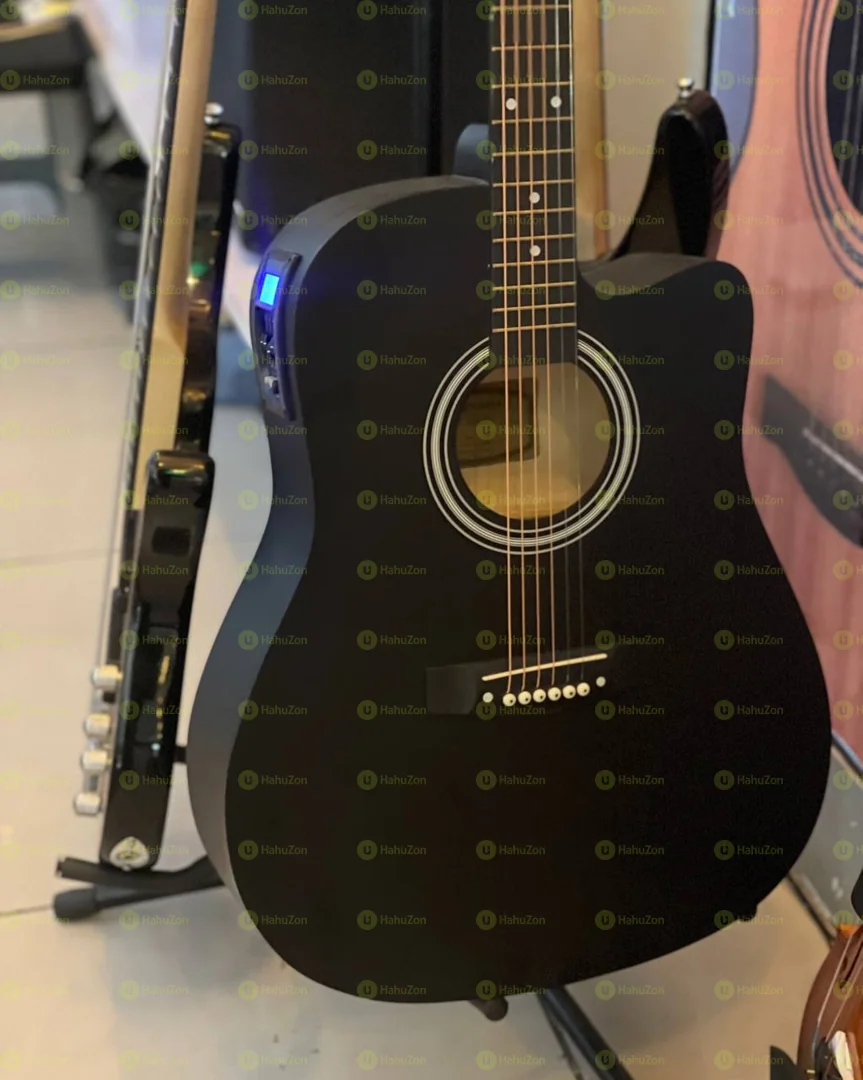 Yamaha F6000 Guitar