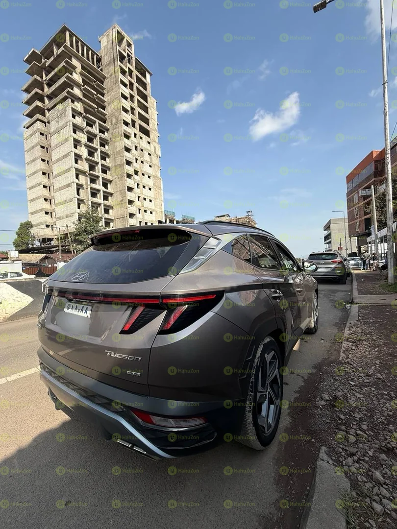 2021 Model-Hyundai Tucson