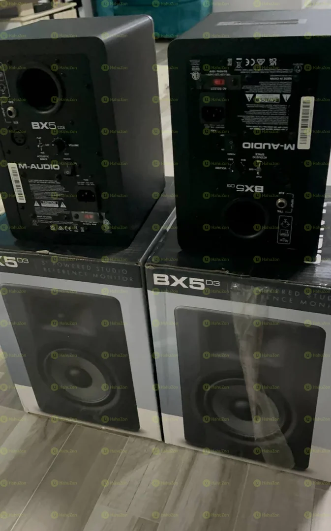 M audio BX5 StUido Monitor