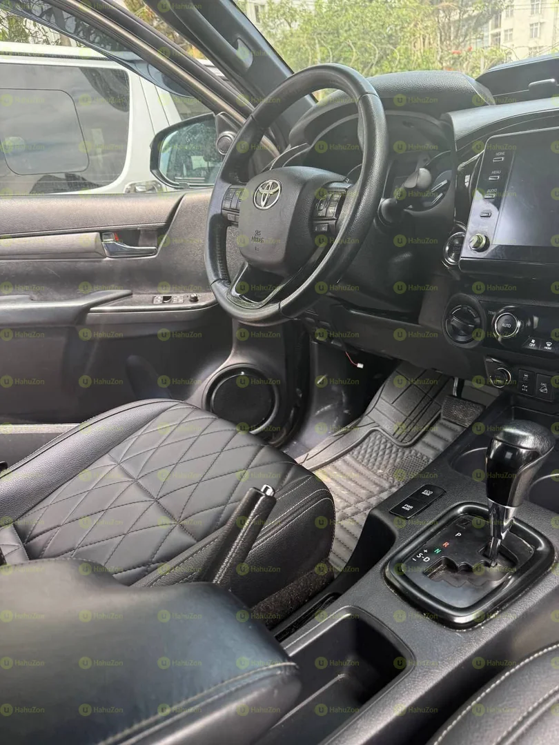 2021 Model-Toyota Hilux Invincible X-Cab