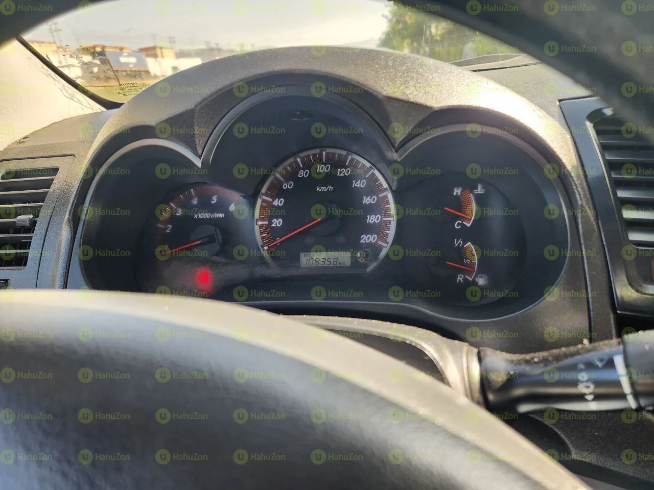 2012 Model-Toyota Hilux Kin Cap