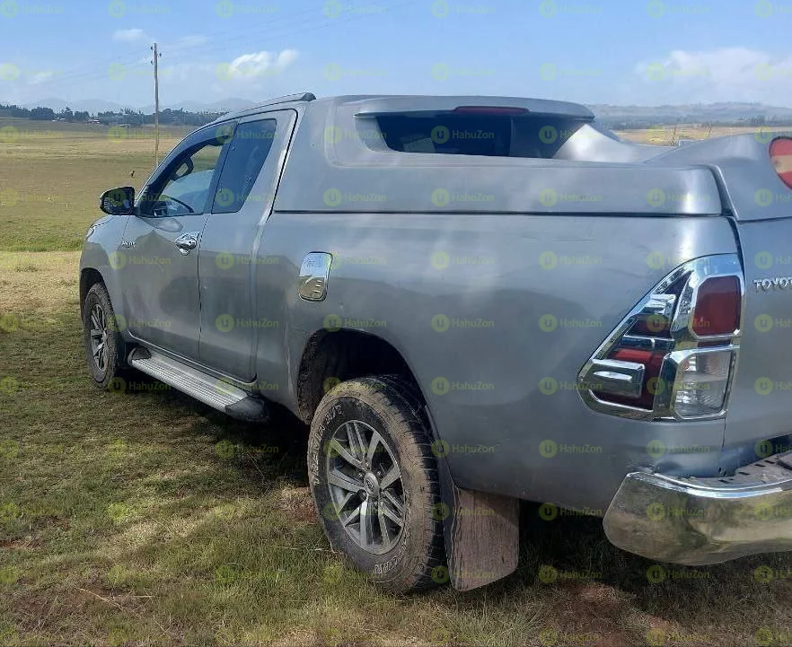 2016 Model-Toyota Hilux Revo