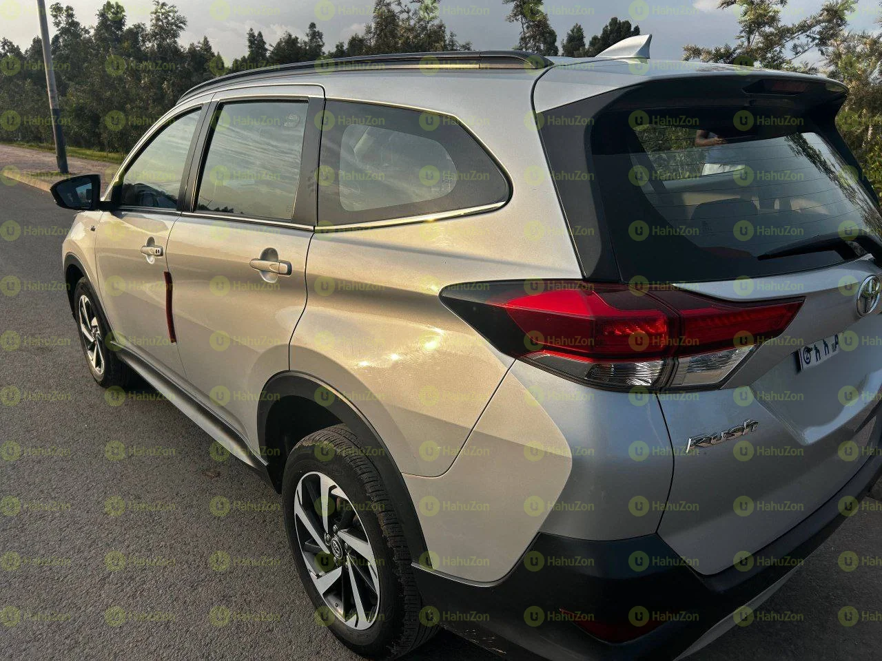 2021 Model-Toyota Rush ( s)