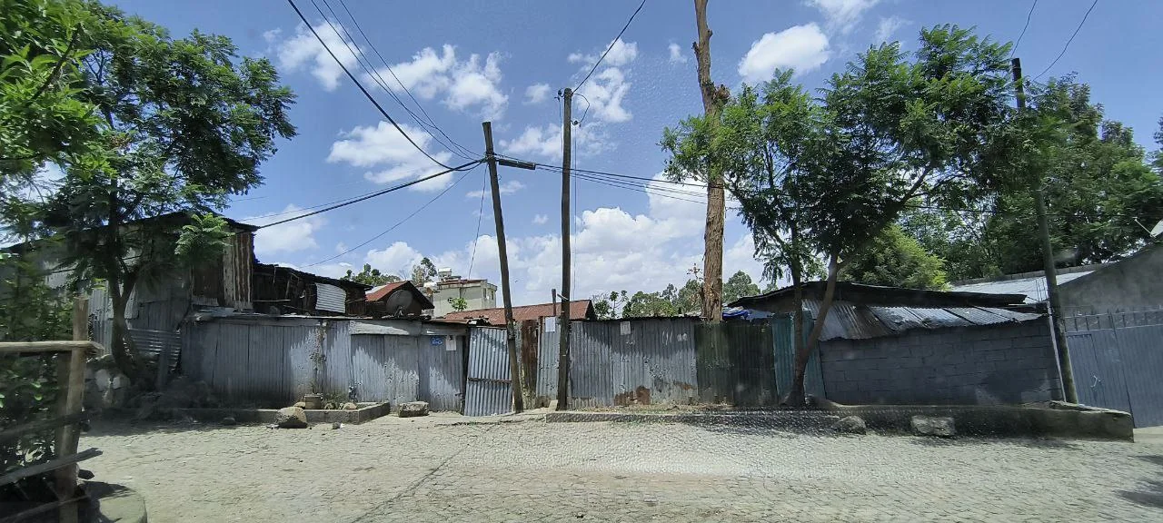 250 ካሬ የሚሸጥ ቦታ በቦሌ ሚካኤል