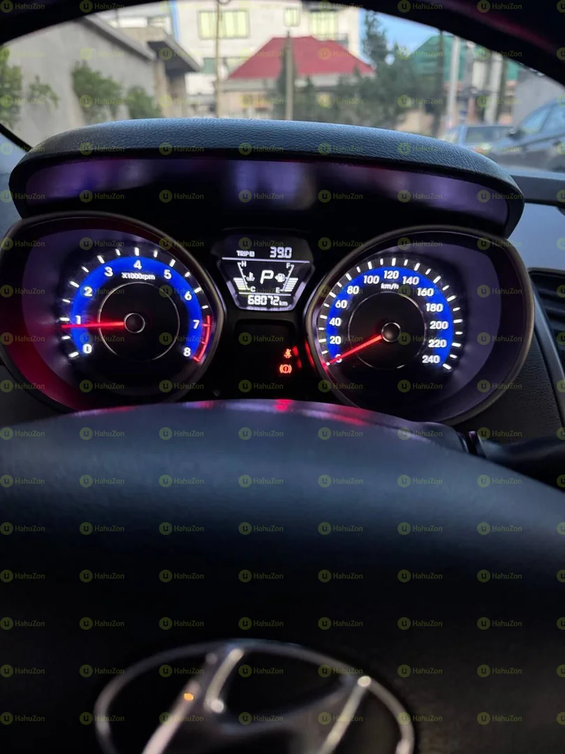 2014 Model-Hyundai Elentra