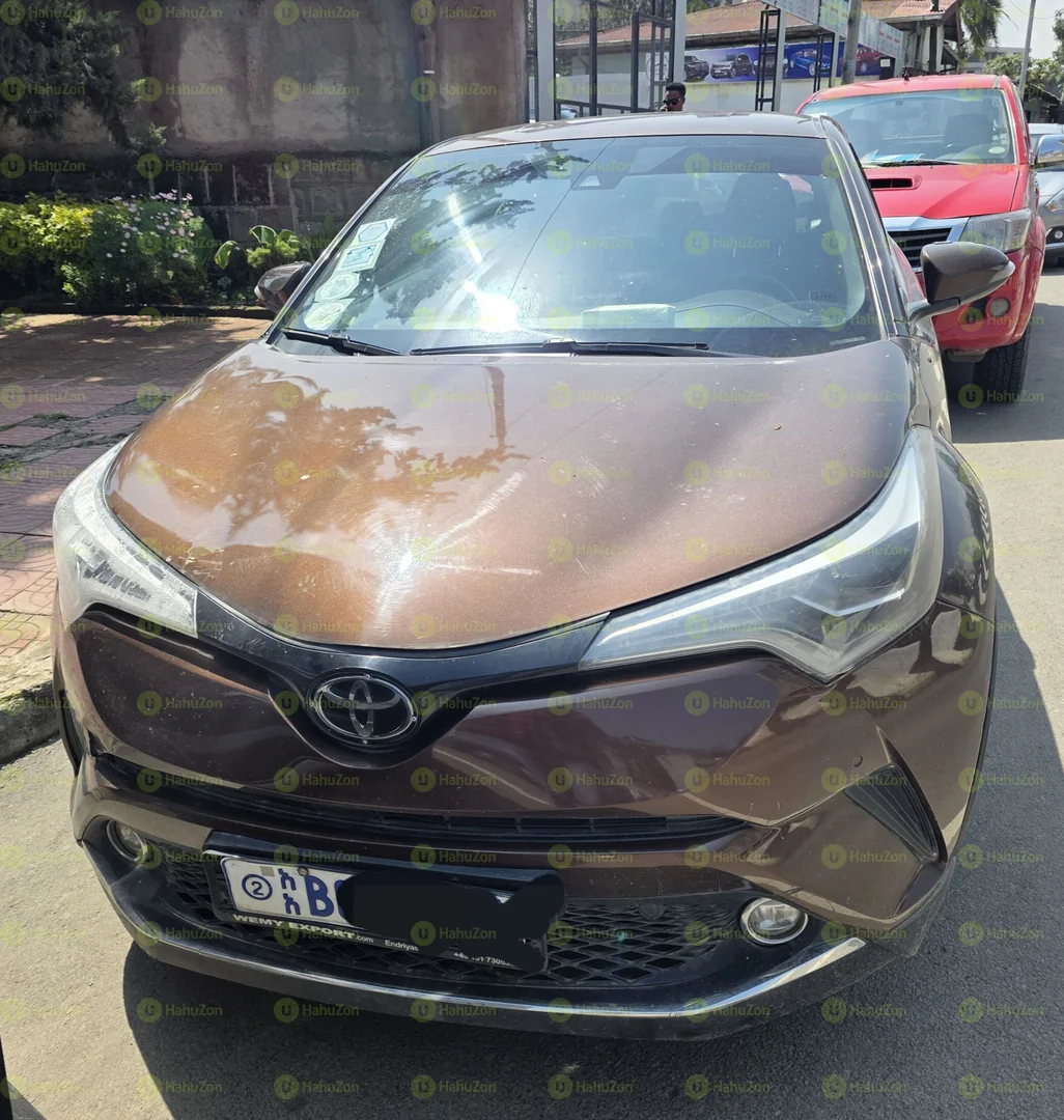 2017 Model-Toyota Ch-R