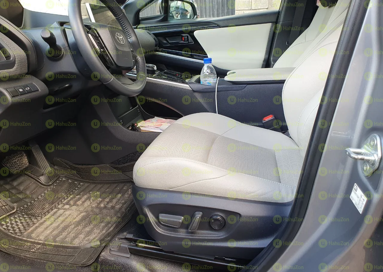 2023 Model-Toyota BZ4X 4wd