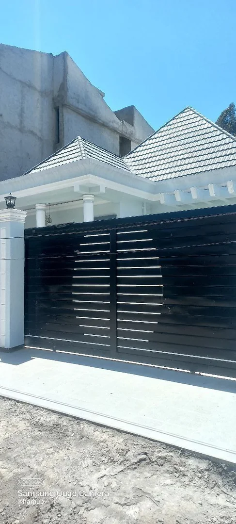 250 የሚሸጥ ቪላ ቤት በአያት