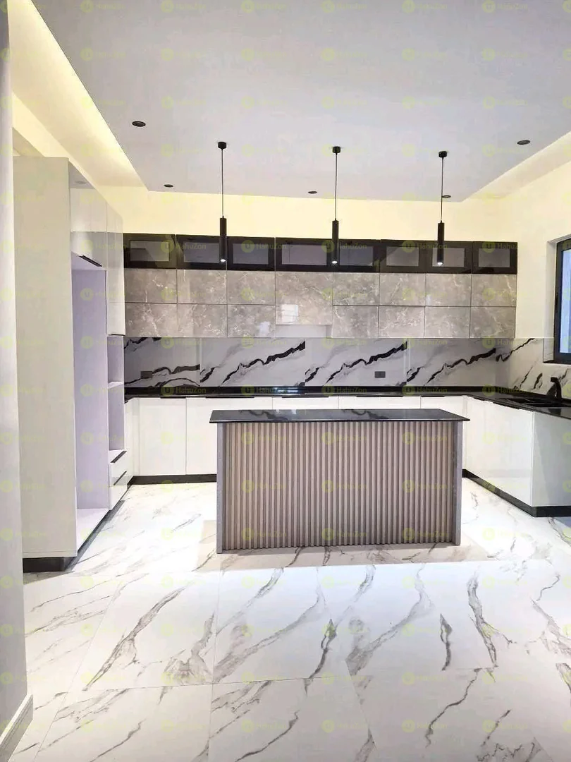 500 ካሬ የሚሸጥ G+2 ቤት በአያት