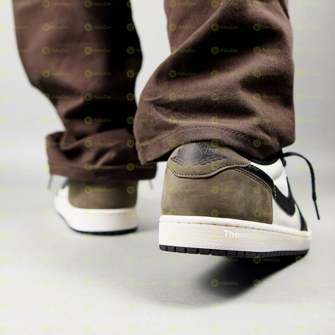 Air Jordan 1 Low OG Mocha Men's Shoes