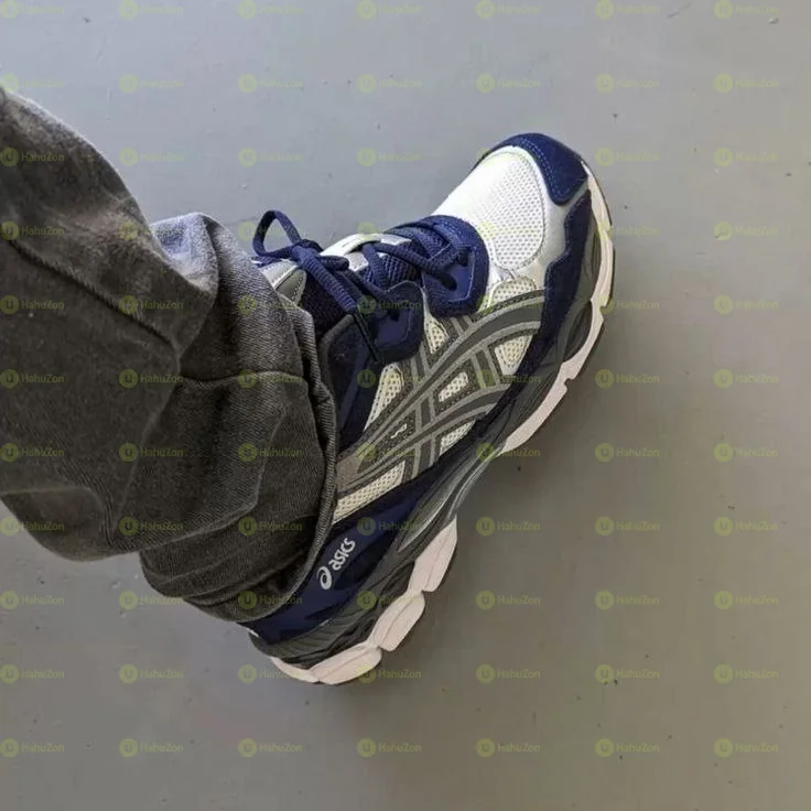 Asics Gel-NYC Yankees Men’s Shoes