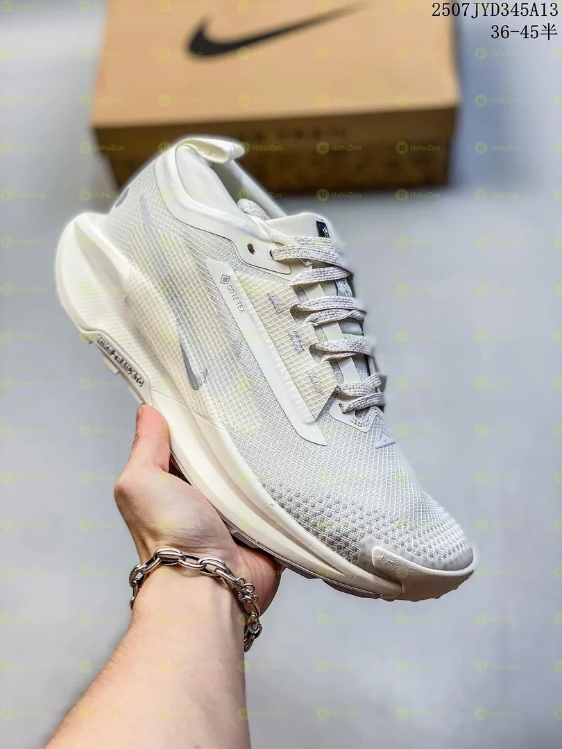 Nike Gor-Te Men's Shoes