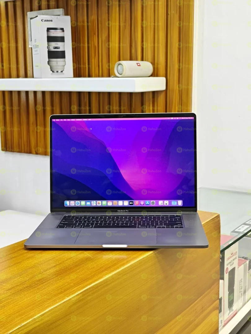 MacBook Pro 2019 Core i9 Laptop