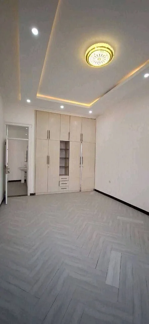 250 ካሬ የሚሸጥ ዘመናዊ ቪላ ቤት በሰሚት