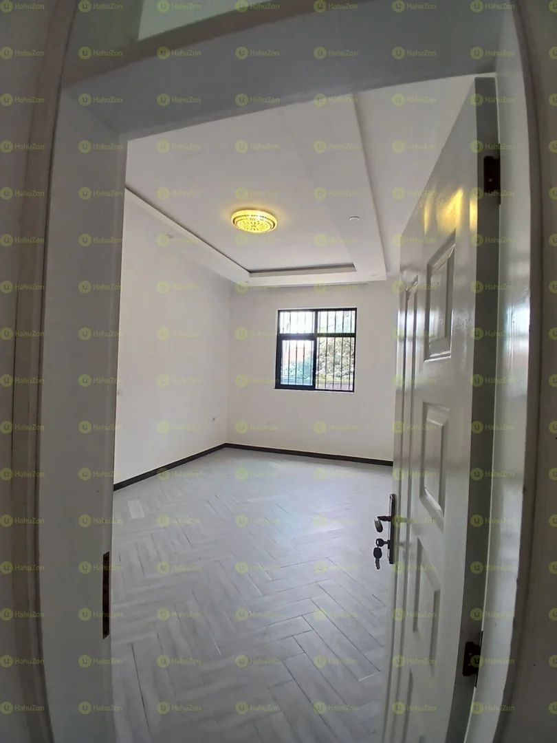 250 ካሬ የሚሸጥ G+2 ቤት በፊጋ