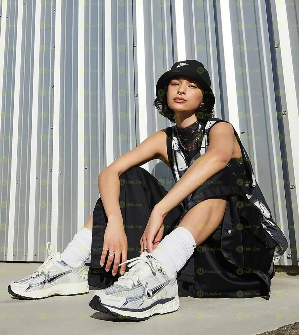 Nike Vomero 5 Women's Shoes