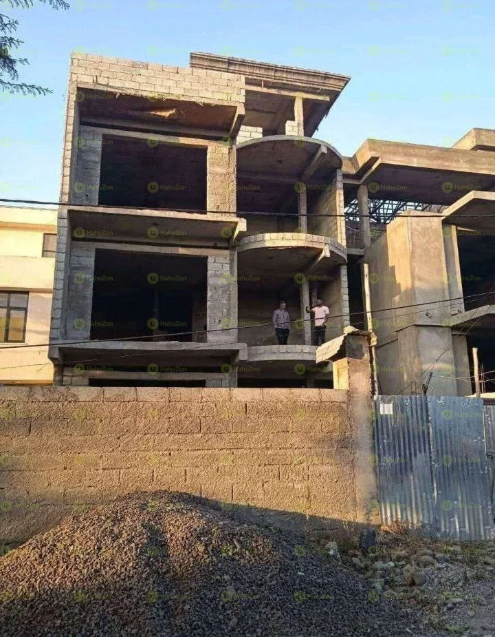 250 ካሬ የሚሸጥ ጂ+3 ቤት በአያት