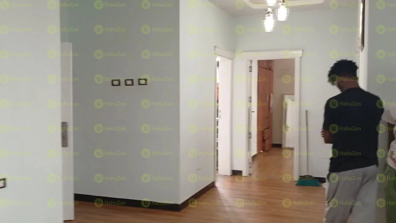 126 ካሬ የሚሸጥ አፓርትመንት በሰሚት