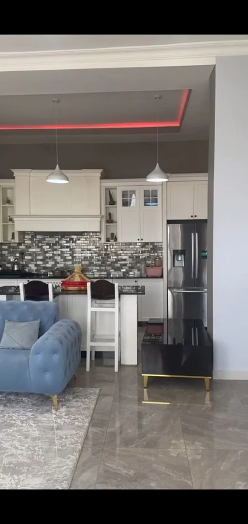 187 ካሬ የሚሸጥ አፓርትመንት በሰሚት