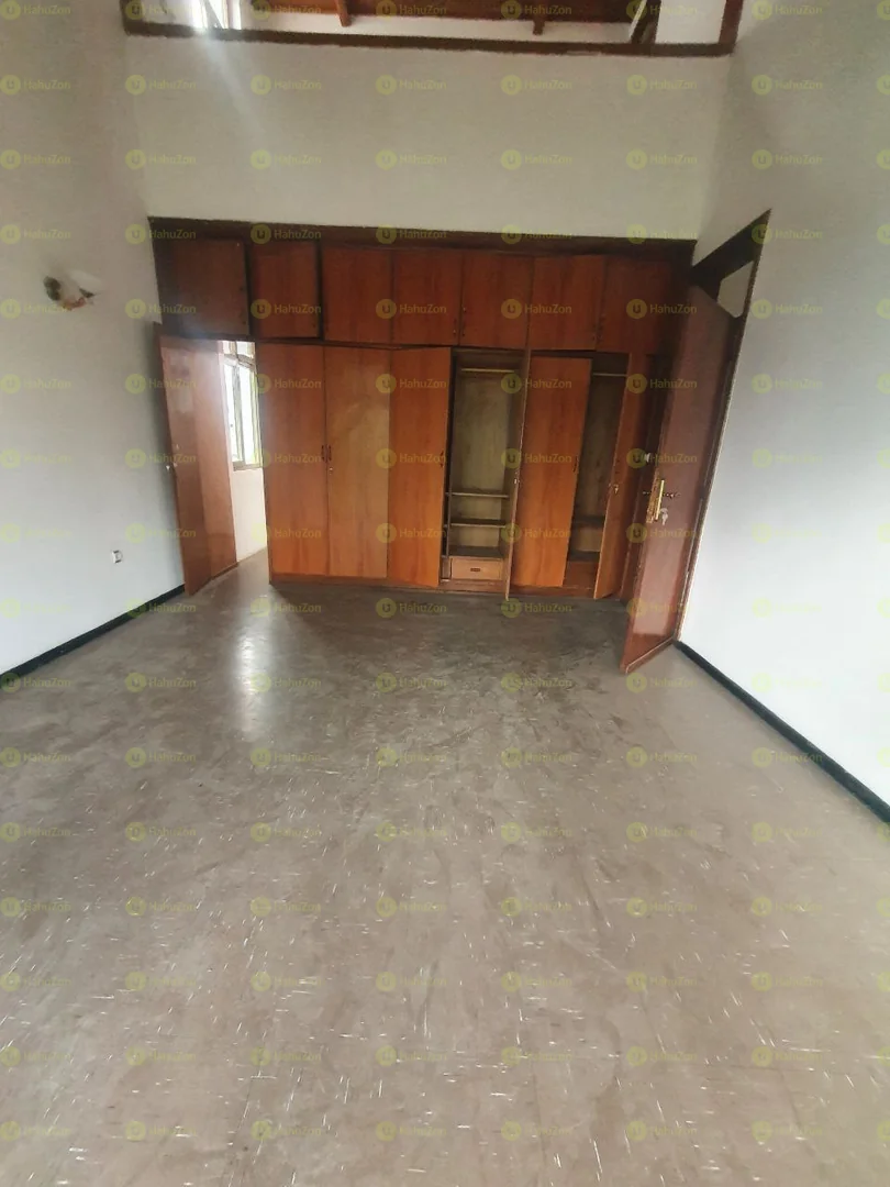 312 ካሬ G+2 የሚሸጥ ቤት በመገናኛ ቶቶት