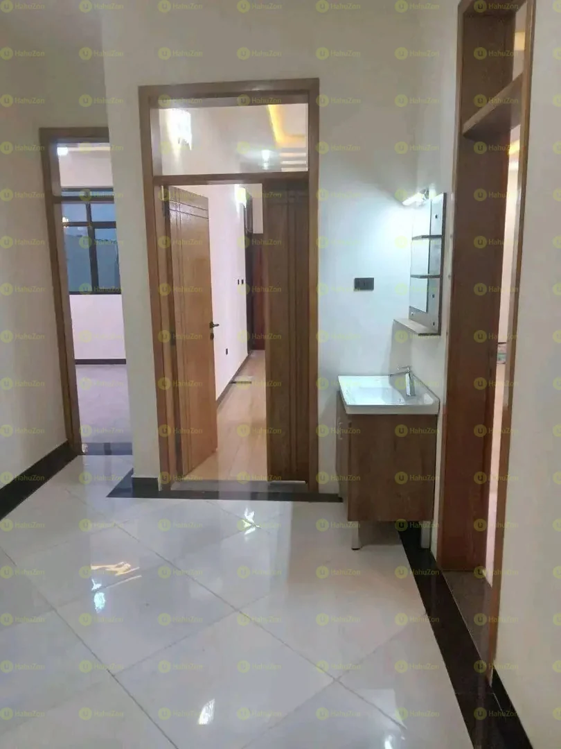 250 ካሬ የሚሸጥ ቪላ ቤት በወሰን