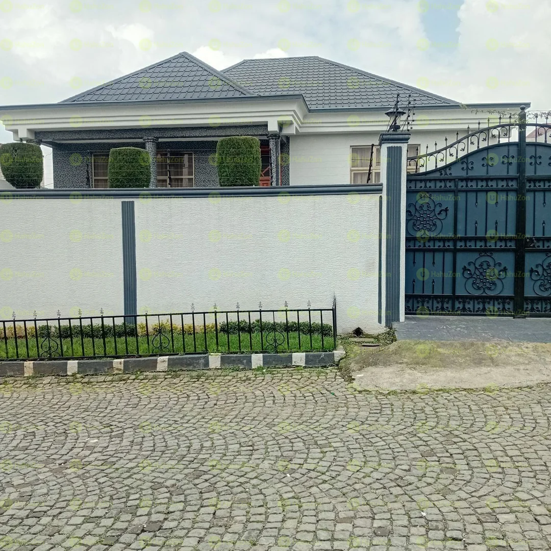 500 ካሬ የሚሰጥ ዘመናዊ ቪላ ቤት በወሰን