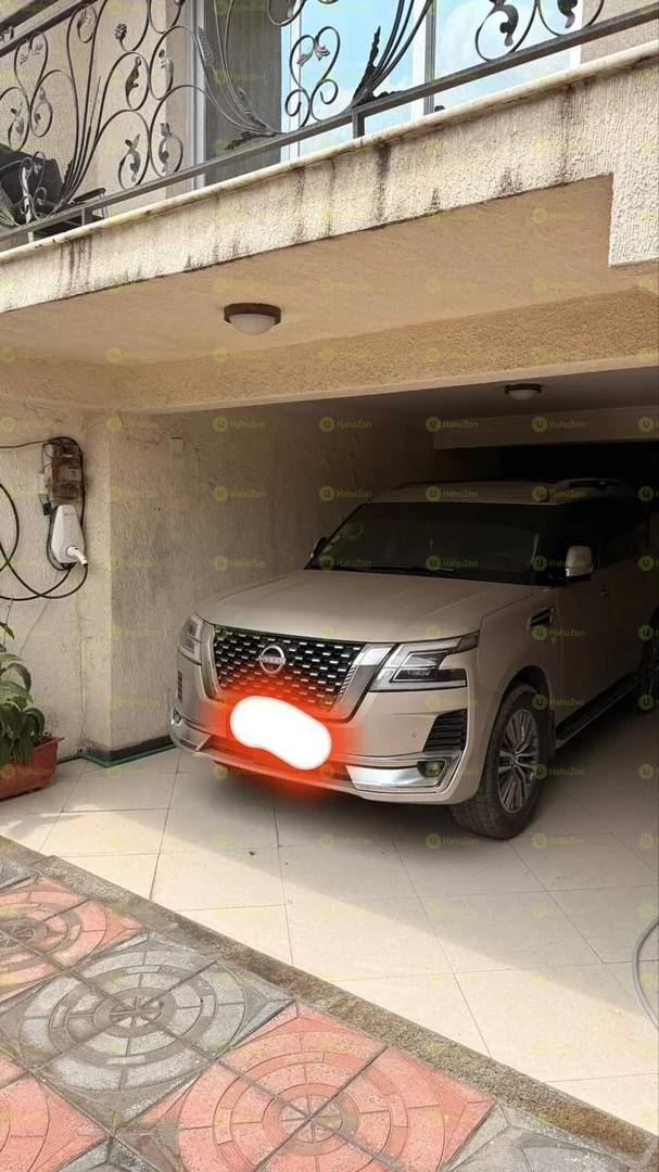 2022 Model-Nissan Patrol Platinum